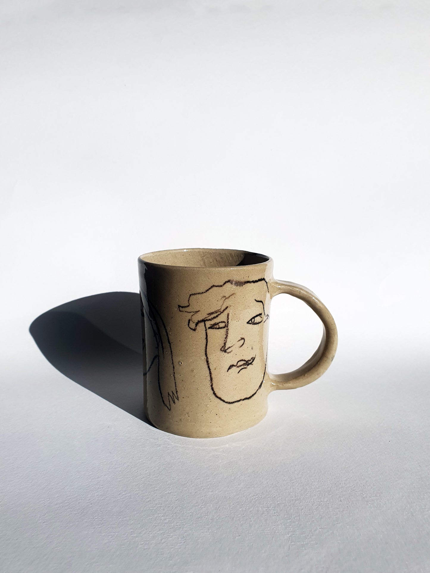 Mug 230 ml 3 visages avec anse