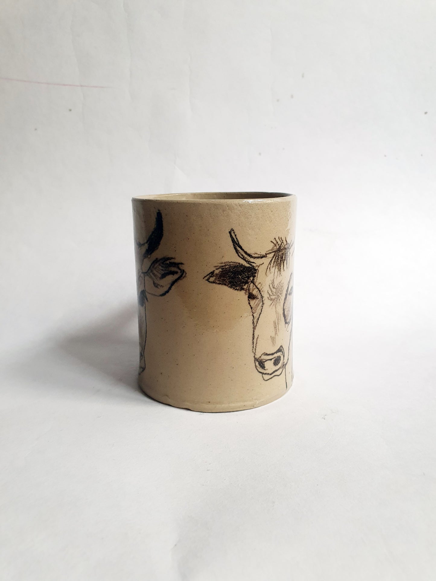 Tasse 35 cl vachette yeux noirs