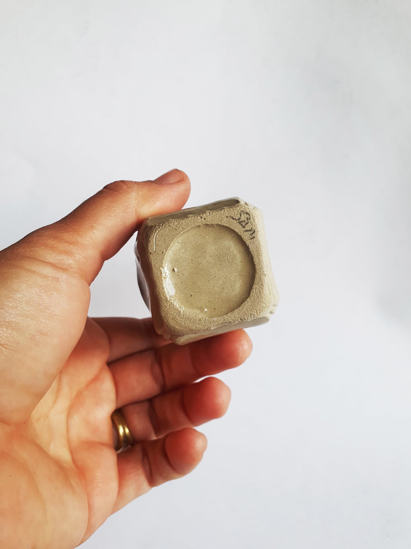 Tasse espresso/ristretto copie de verre de brocante beige