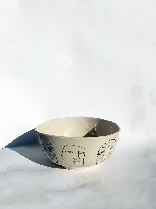 Bol ø 17,5 cm série de visages blanc crème