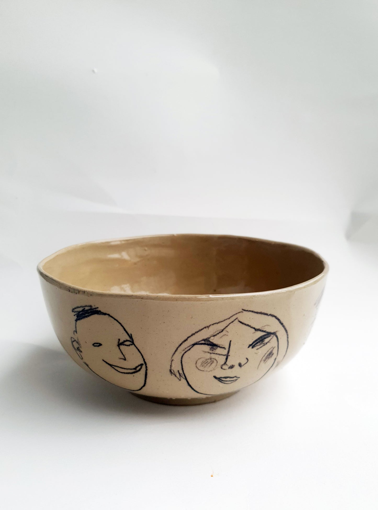 Bol ø 17,5 cm série de visages beige