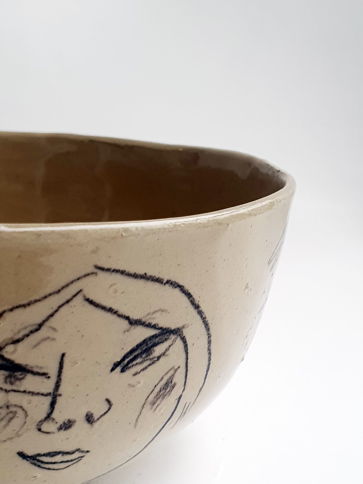 Bol ø 17,5 cm série de visages beige