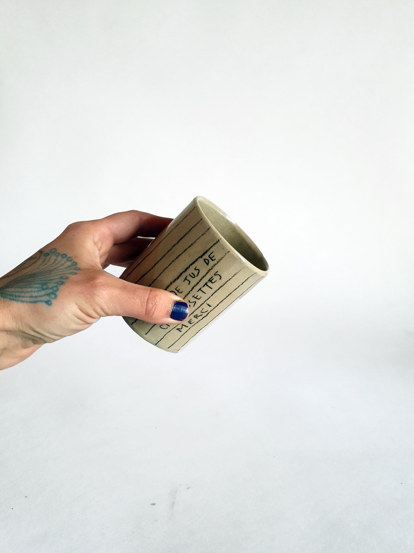 Tasse sans anse 23 cl "pas de jus de chaussettes"