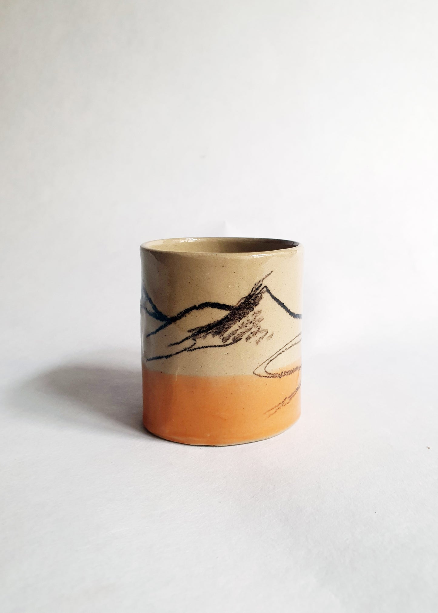 Tasse espresso mi orange mi montagne