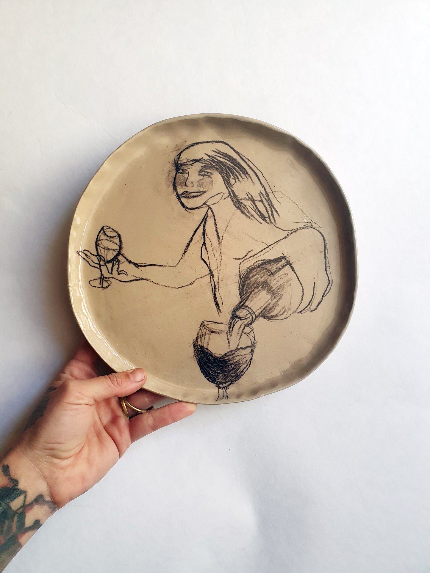 Assiette ø 24 cm bouteille vin