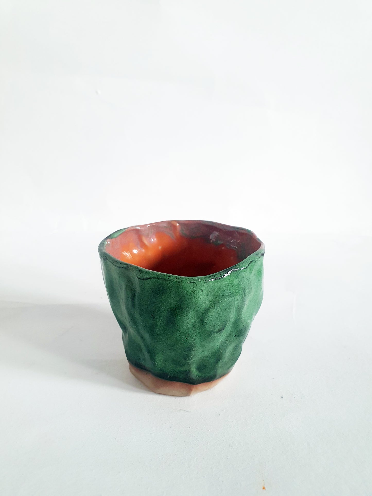 Tasse au pincé vert/orange 12 cl